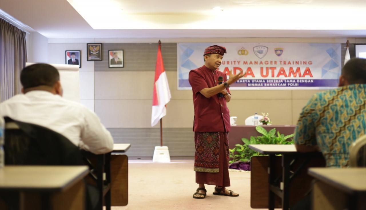 Pengisian Materi Oleh Mayjen TNI (Purna) Wisnu Bawa Tenaya Pada Gada Utama Tahun 2019 